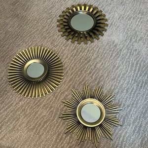 Set of 3 Gold Wall Mirrors 🌟